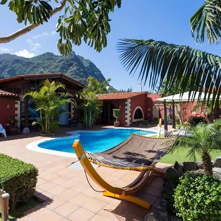 Villa Male: Oasis de Tranquilidad con Piscina en el Corazón de Los Silos - ES-279-6 Villa Los Silos