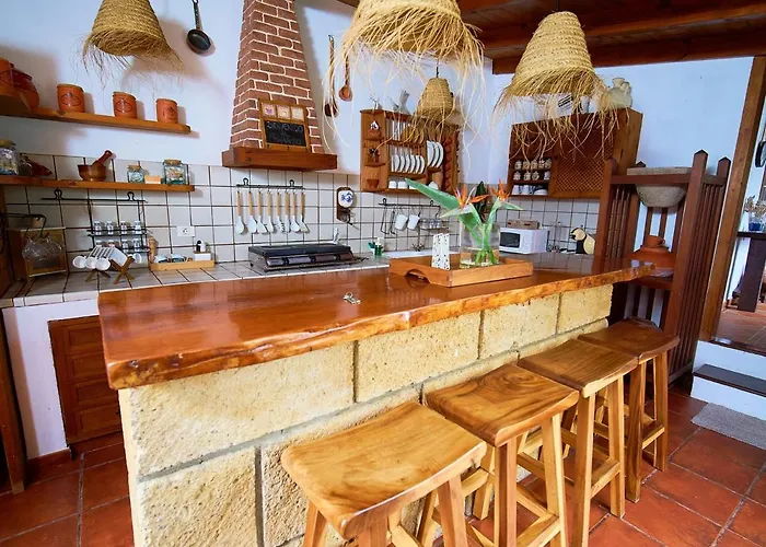 Vila Male: Oasis De Tranquilidad Con Piscina En El Corazon De Silos - Es-279-6 Los Silos